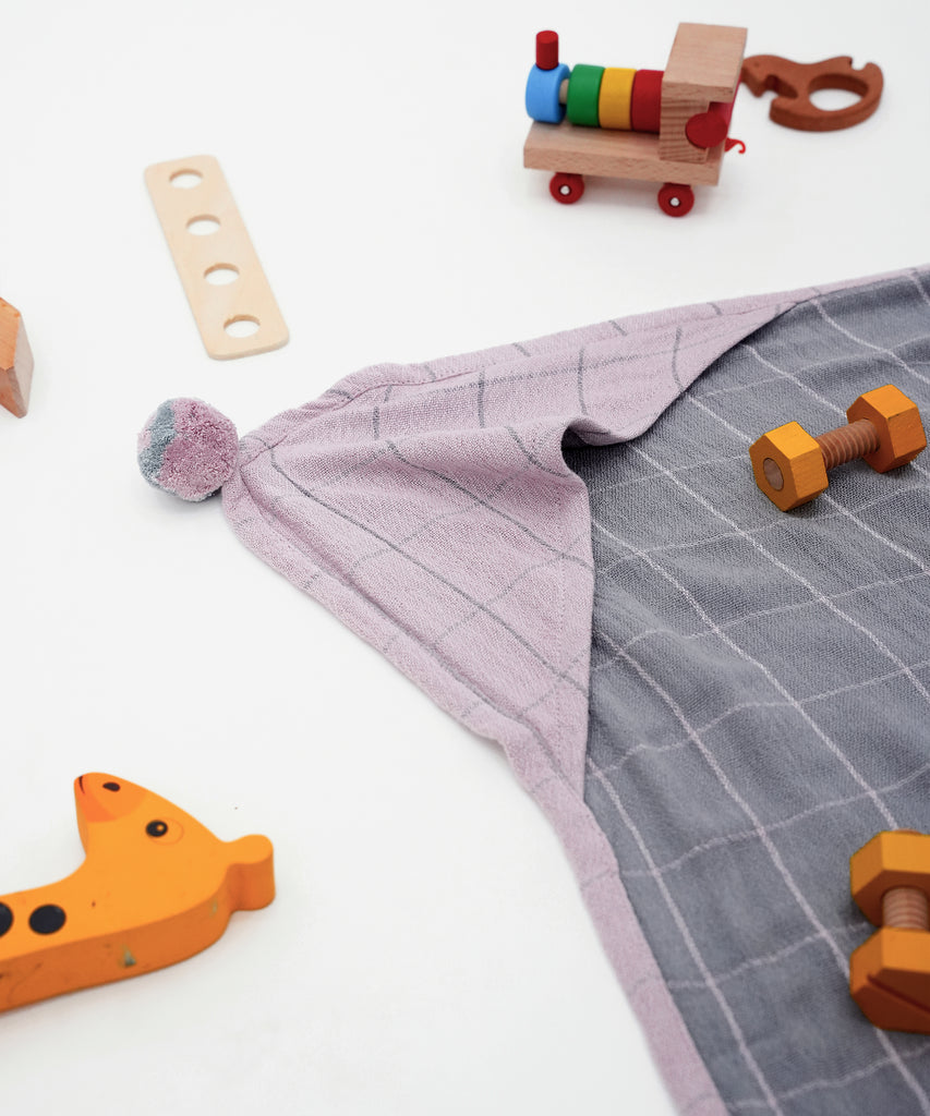 5 REASONS WHY BATH TOWELS PLAY AN IMPORTANT ROLE IN YOUR CHILD'S HYGIENE