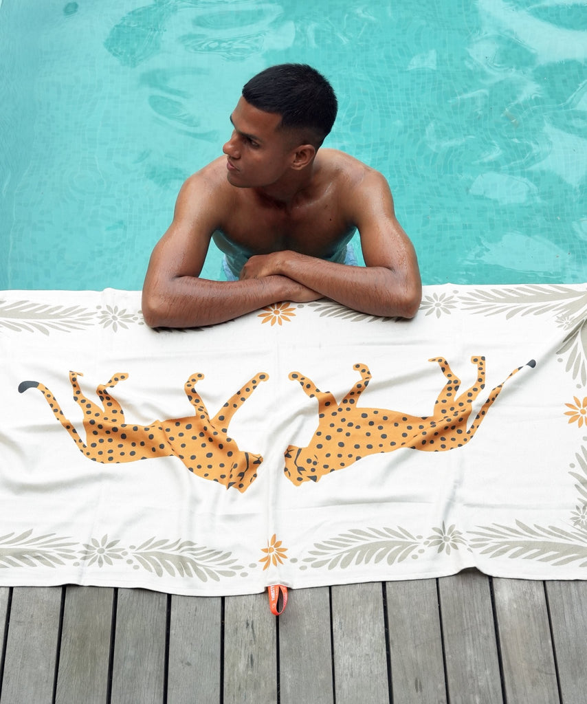 Pack of 2 - Bamboo Bath Towel - Cheetah Charm + Tropical Flamingo